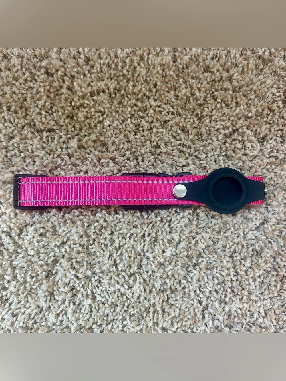 NWOT AirTag Compatible Dog Collar